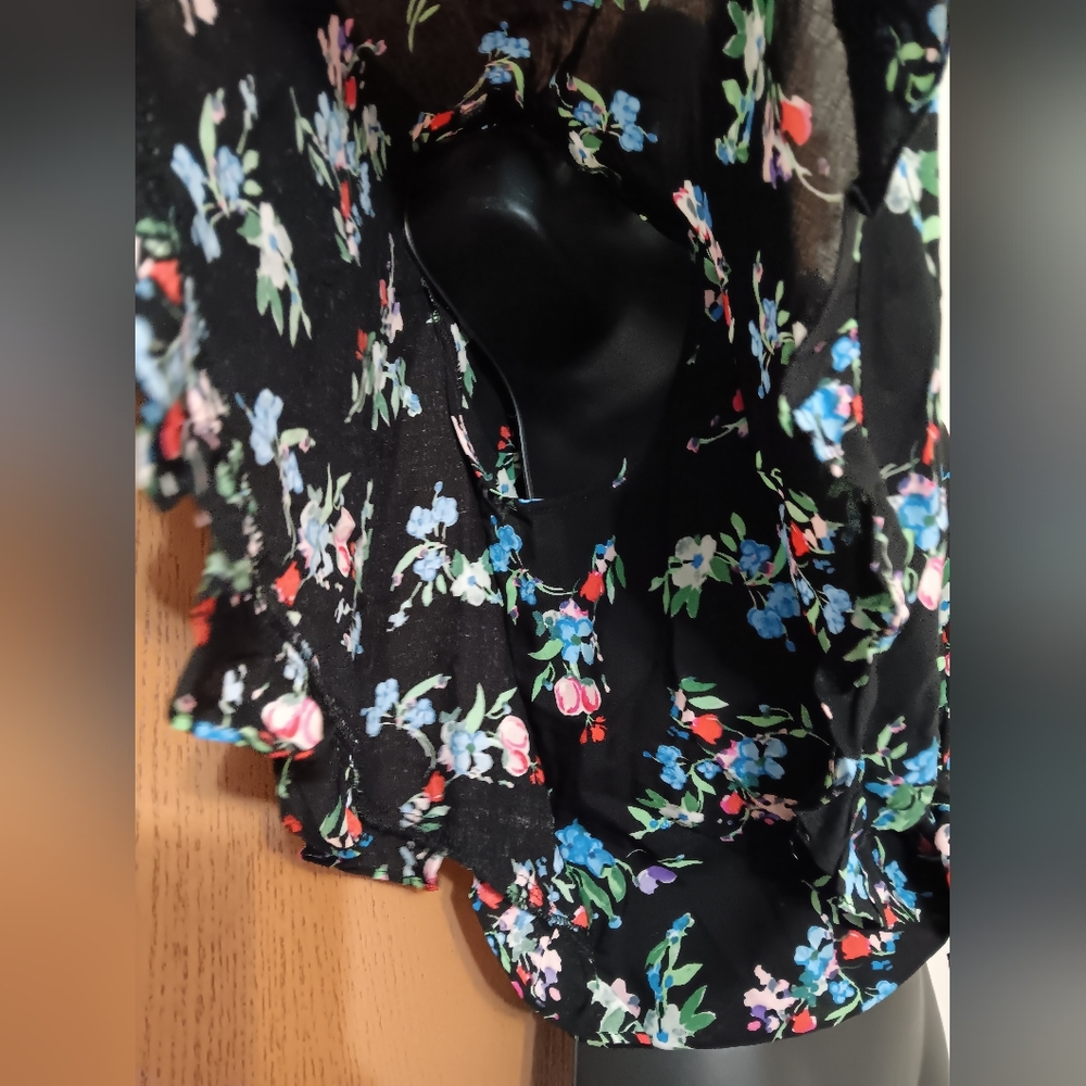 Anthropologie Maeve Aveiro Flutter-sleeved Buttondown size XS - Picture 4 of 11